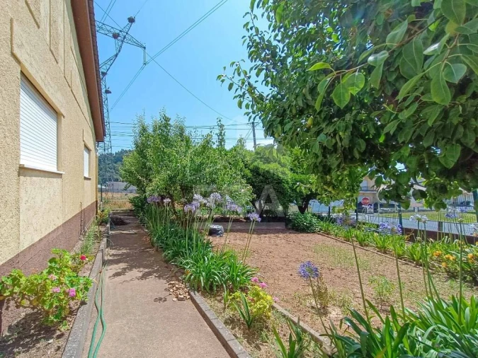 Moradia T3 para Venda em Travassô e Óis da Ribeira Foto 8