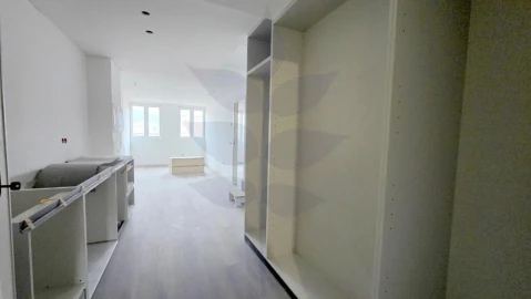 Apartamento T2 para Venda em São Vitor (Braga)