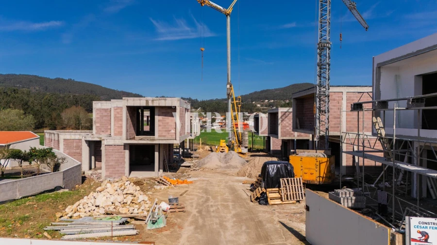 Moradia T3 para Venda em Campo e Tamel (São Pedro Fins) Foto 6