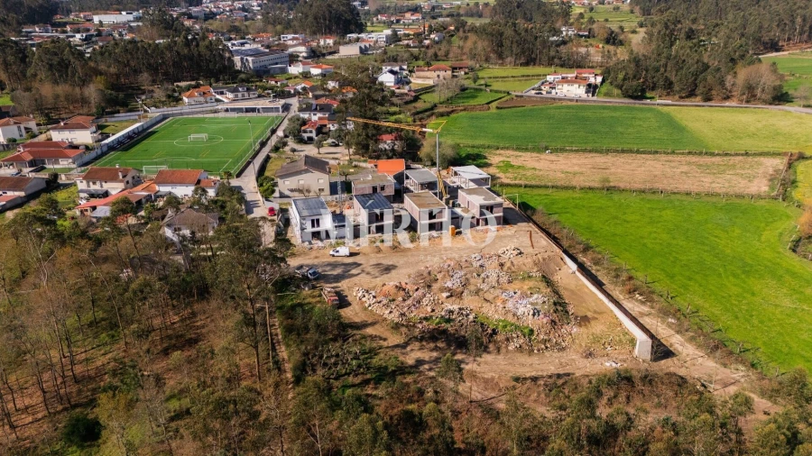 Moradia T3 para Venda em Campo e Tamel (São Pedro Fins) Foto 8