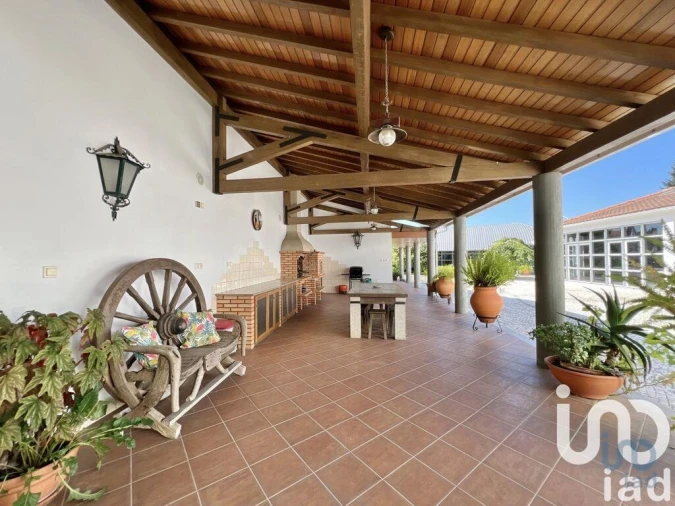 Moradia T5 para Venda em Canas de Senhorim Foto 3