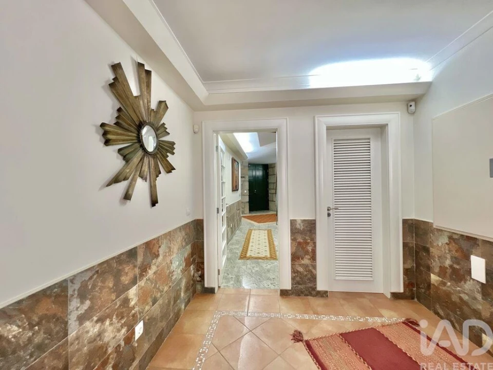 Moradia T5 para Venda em Canas de Senhorim Foto 15