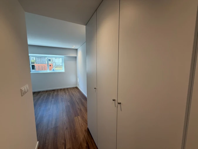 Apartamento T2 para Venda em Urgezes Foto 7
