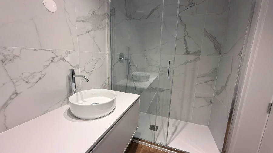 Apartamento T2 para Venda em Urgezes Foto 15