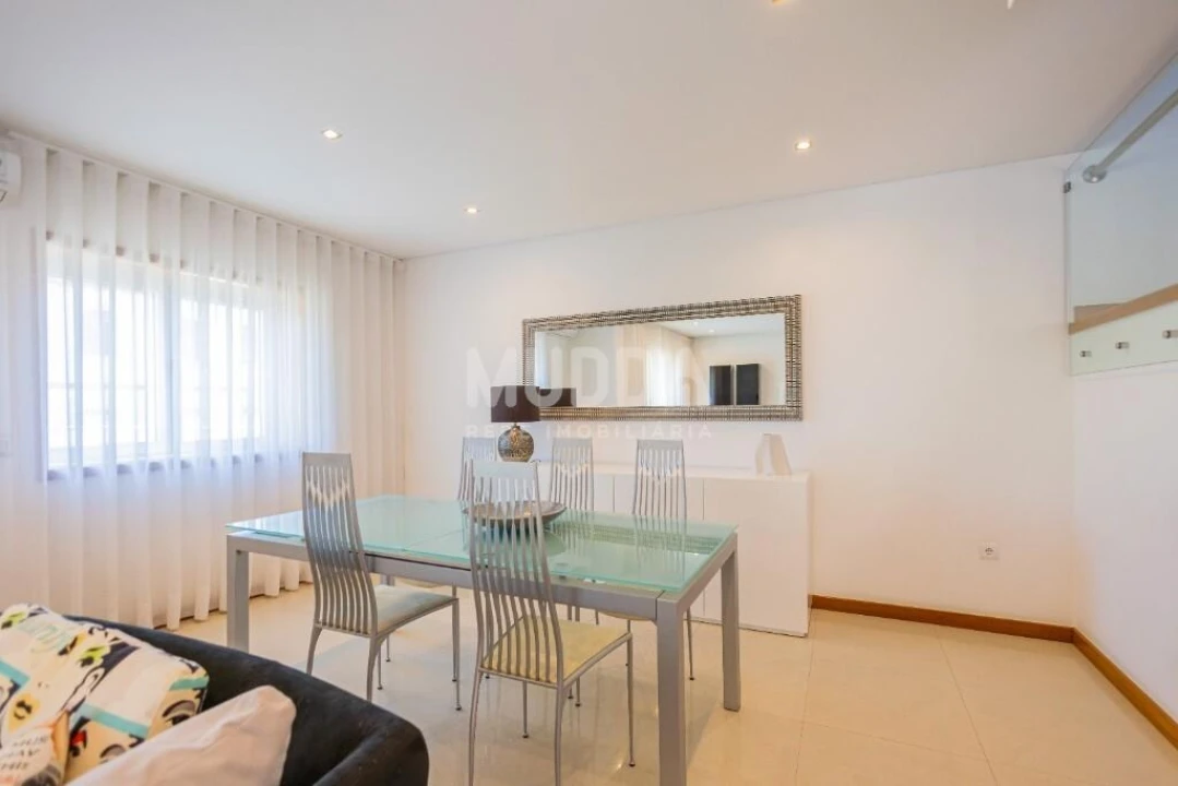 Moradia T4 para Venda em Santa Maria da Feira, Travanca, Sanfins e Espargo Foto 11