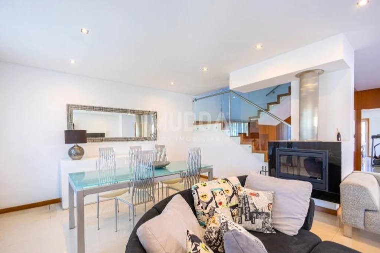 Moradia T4 para Venda em Santa Maria da Feira, Travanca, Sanfins e Espargo Foto 6