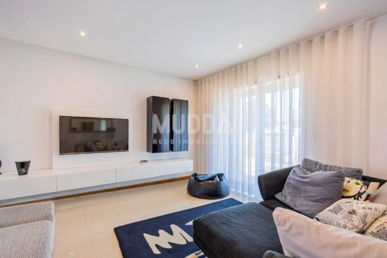 Moradia T4 para Venda em Santa Maria da Feira, Travanca, Sanfins e Espargo Foto 10