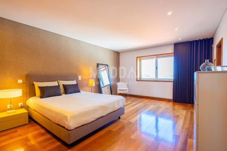 Moradia T4 para Venda em Santa Maria da Feira, Travanca, Sanfins e Espargo Foto 19