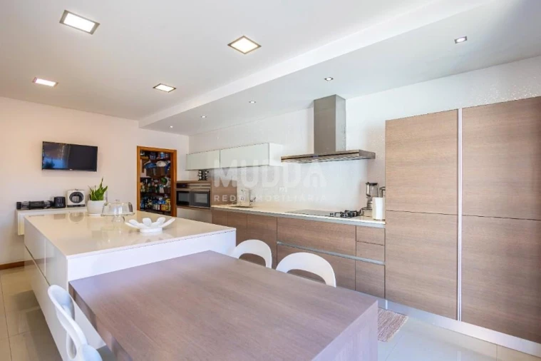 Moradia T4 para Venda em Santa Maria da Feira, Travanca, Sanfins e Espargo Foto 13