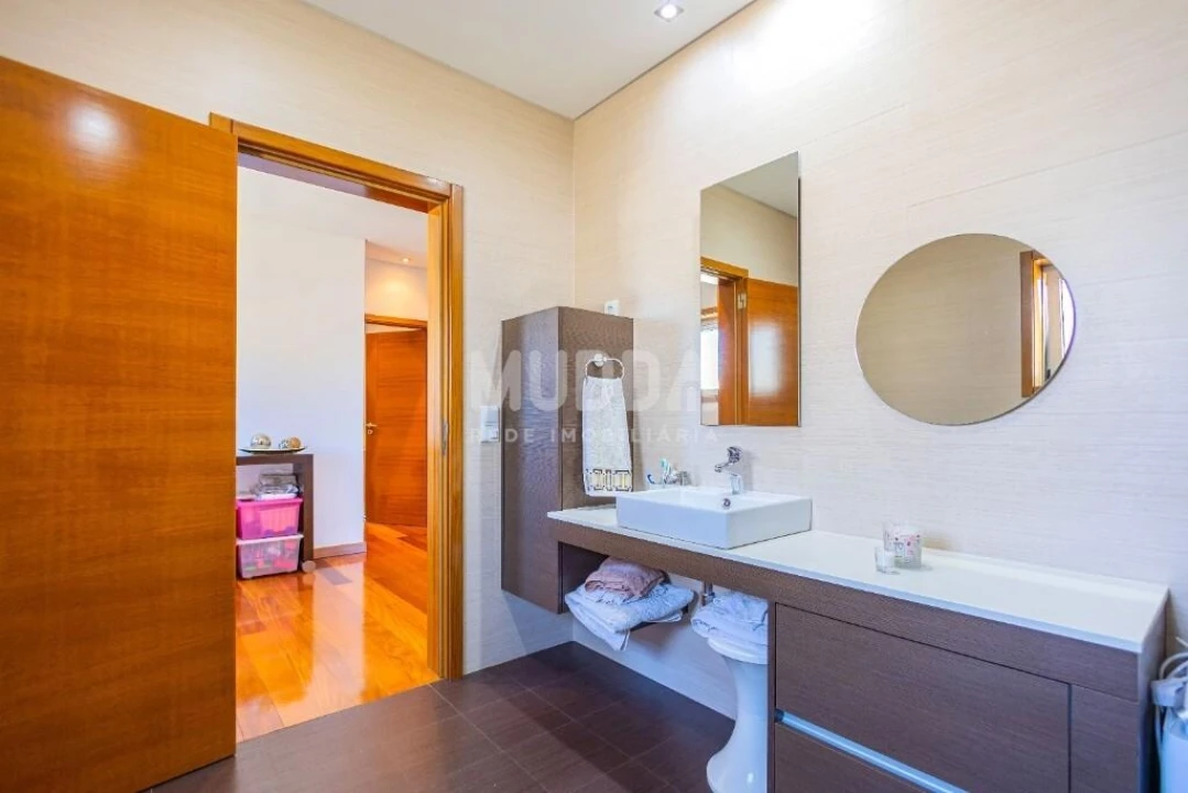 Moradia T4 para Venda em Santa Maria da Feira, Travanca, Sanfins e Espargo Foto 47