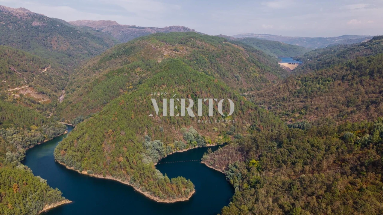 Quinta T3 para Venda em Louredo Foto 47