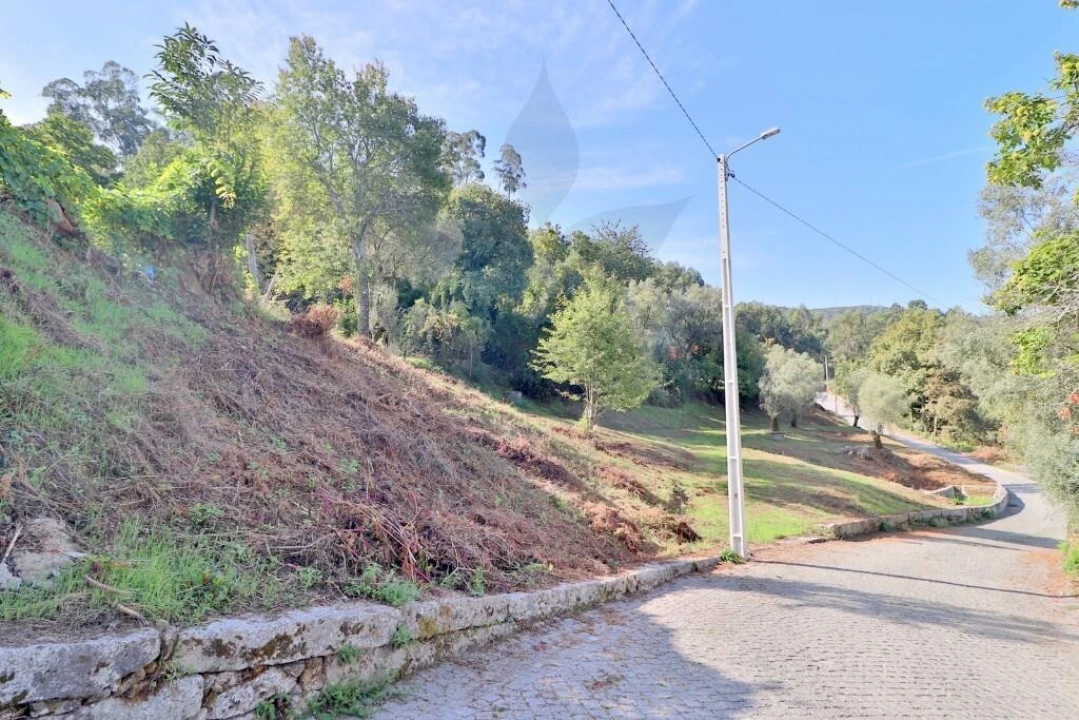 Terreno para Venda em Covelas Foto 1