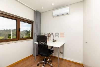 Moradia T5 para Venda em Adaufe