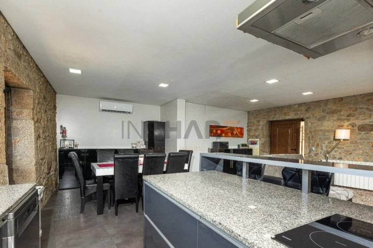 Moradia T5 para Venda em Adaufe Foto 34