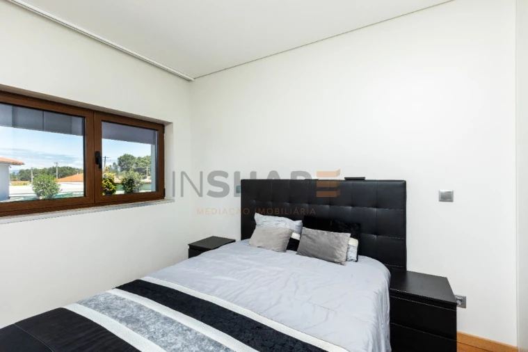 Moradia T5 para Venda em Adaufe Foto 43