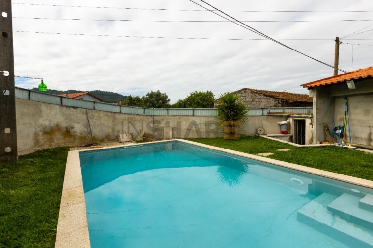 Moradia T5 para Venda em Adaufe Foto 7