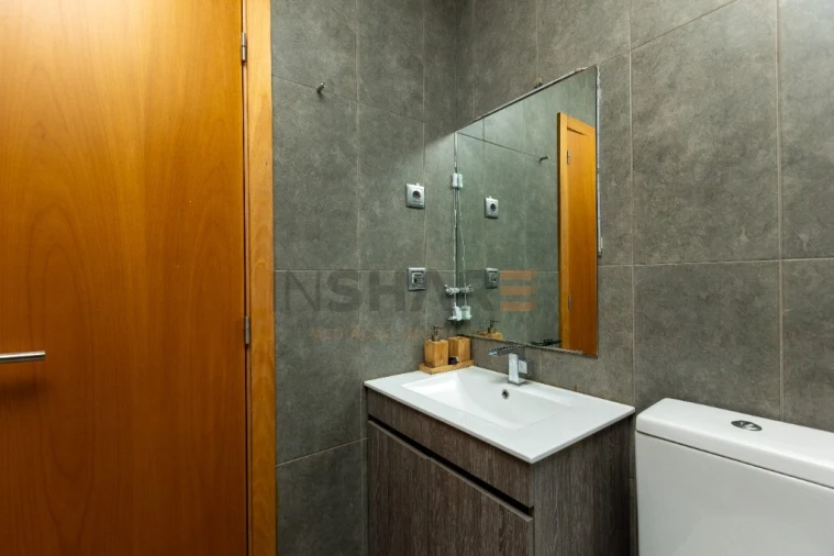 Moradia T5 para Venda em Adaufe Foto 27