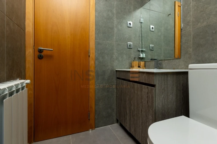 Moradia T5 para Venda em Adaufe Foto 28