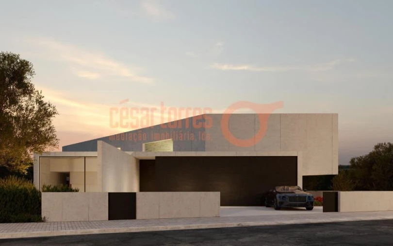 Moradia T4 para Venda em Gulpilhares e Valadares Foto 4