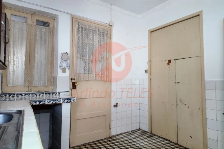 Moradia T3 para Venda em Ribeirinha Foto 10