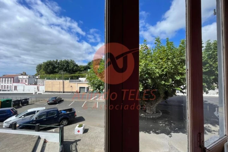 Moradia T3 para Venda em Ribeirinha Foto 22