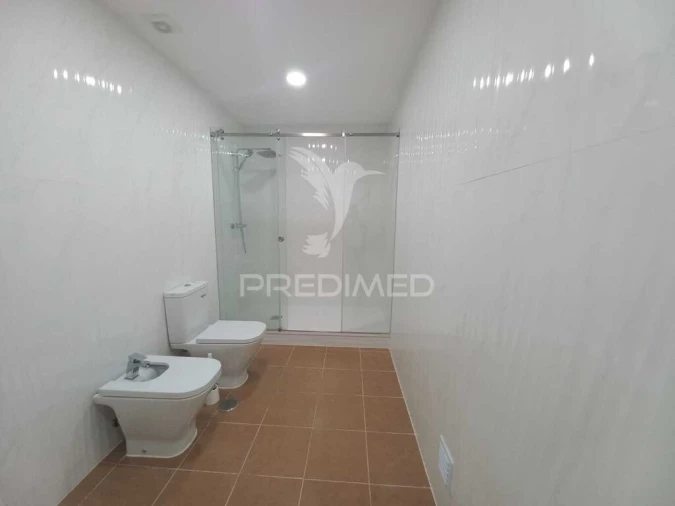 Apartamento T4 para Venda em Castanheira do Ribatejo e Cachoeiras Foto 9