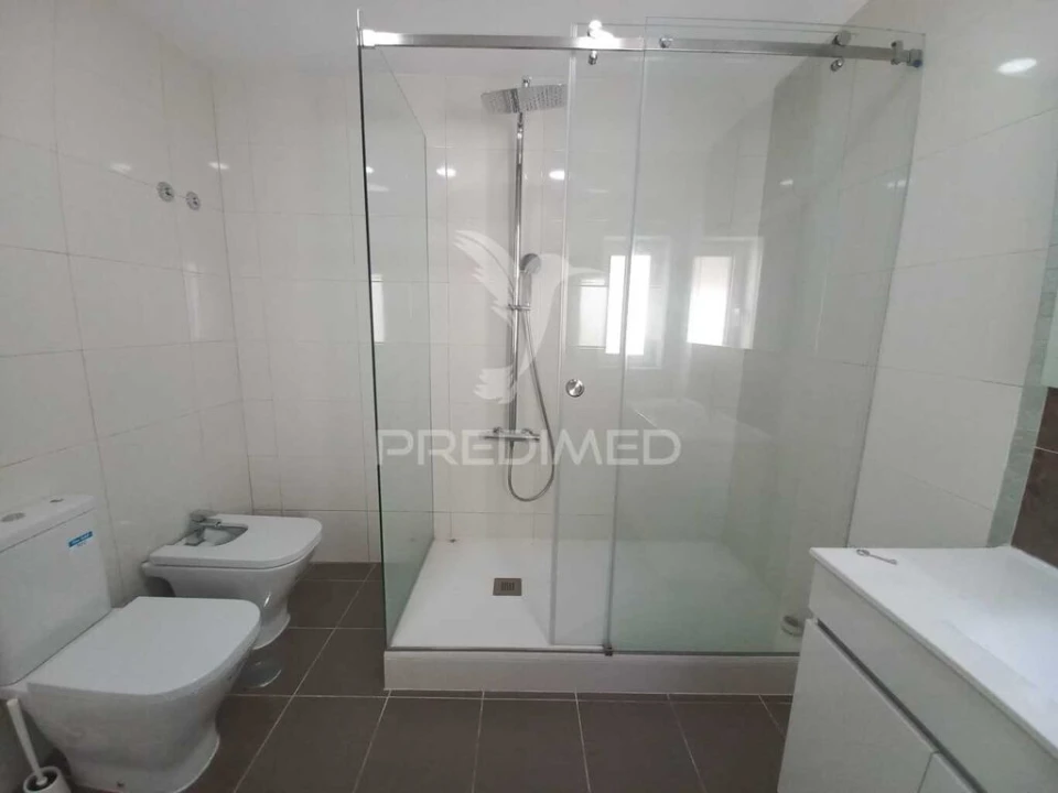 Apartamento T4 para Venda em Castanheira do Ribatejo e Cachoeiras Foto 10