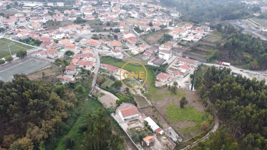 Terreno para Venda em Vilarinho Foto 10