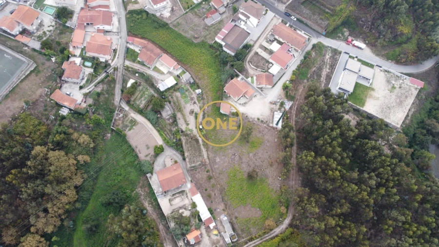 Terreno para Venda em Vilarinho Foto 14