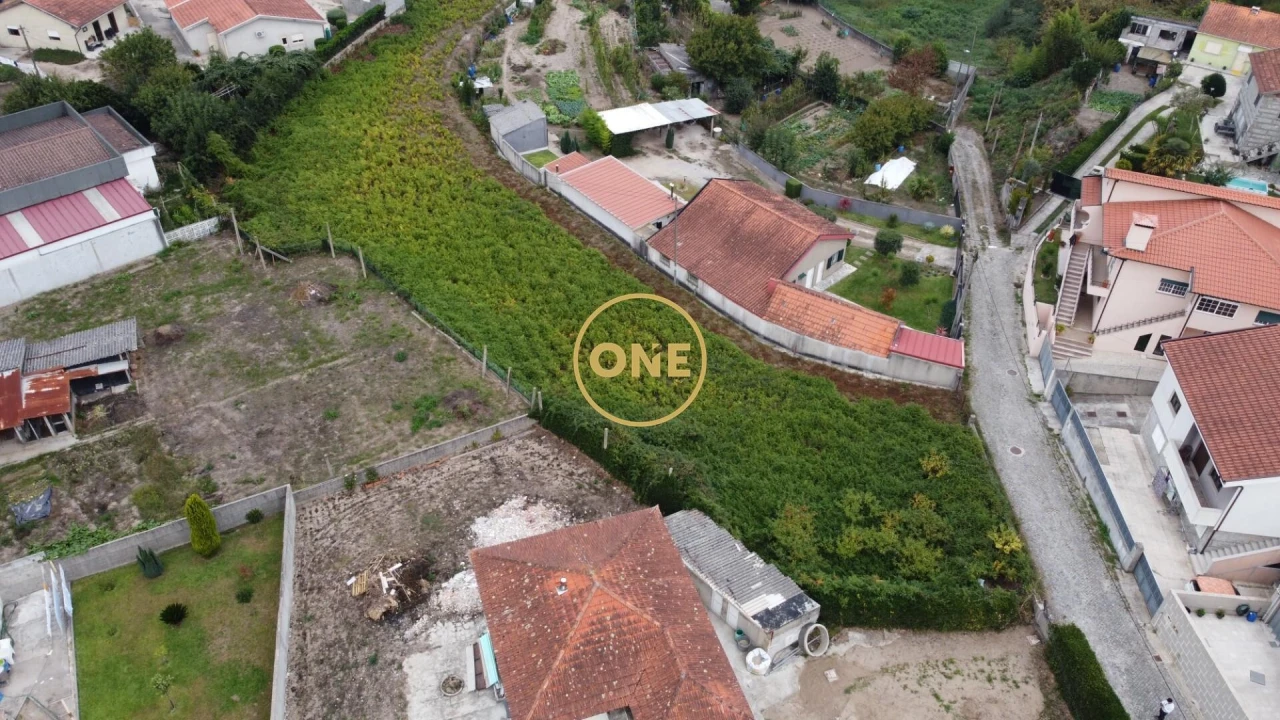 Terreno para Venda em Vilarinho Foto 4