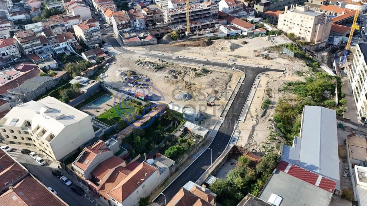 Apartamento T2 para Venda em Paranhos Foto 19