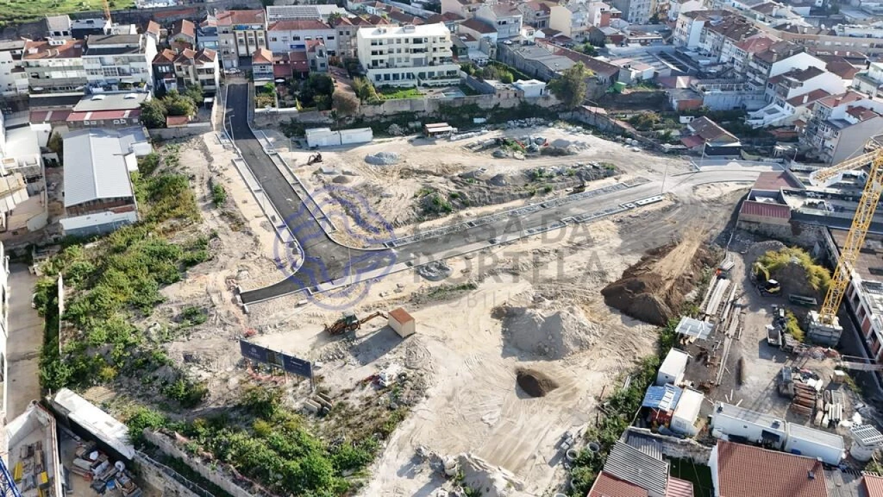 Apartamento T2 para Venda em Paranhos Foto 21