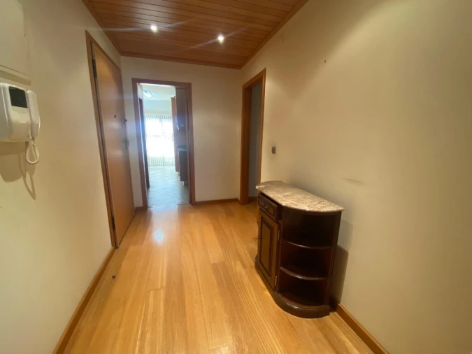 Apartamento T3 para Venda em Serra e Junceira Foto 12