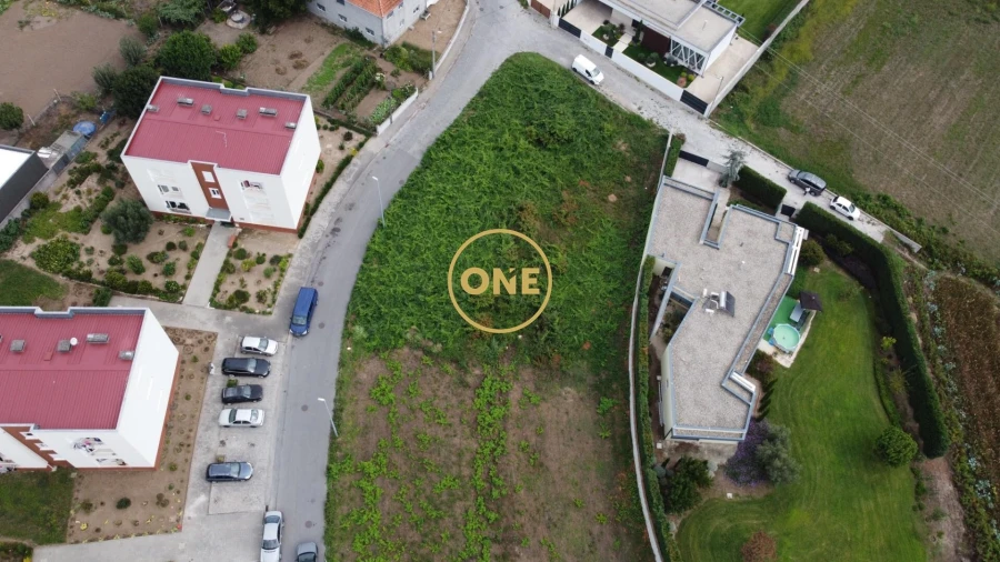 Terreno para Venda em Vilarinho Foto 8