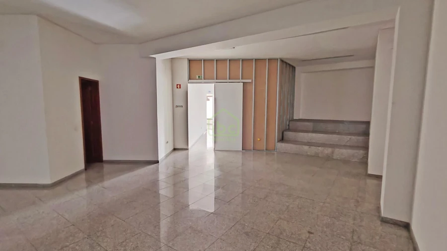 Loja para Arrendamento em Póvoa de Varzim, Beiriz e Argivai Foto 21