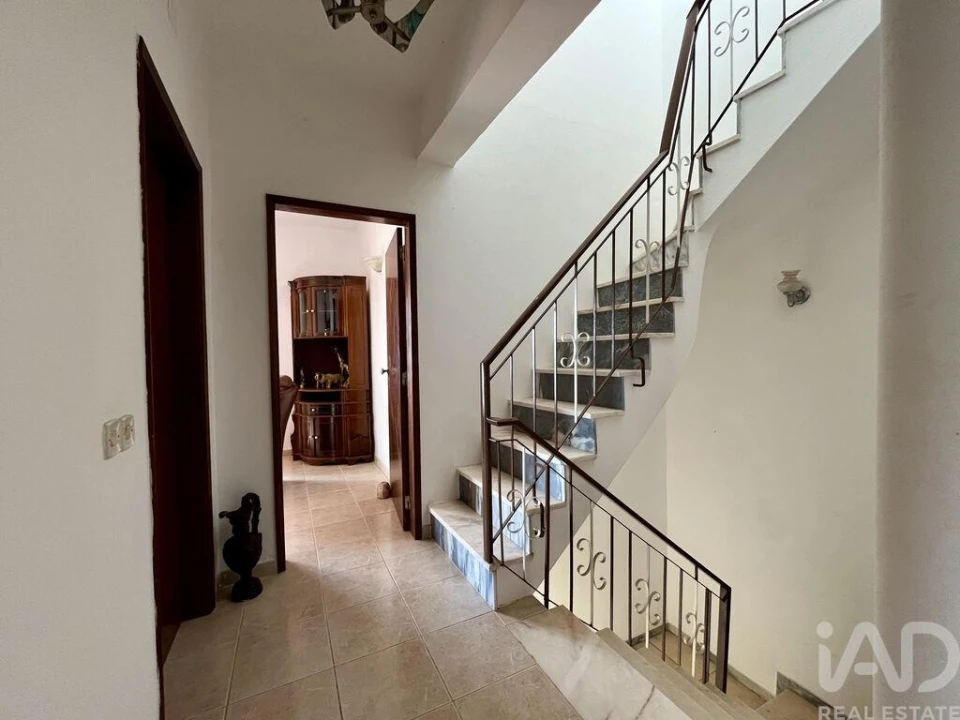 Moradia T4 para Venda em Paderne Foto 28