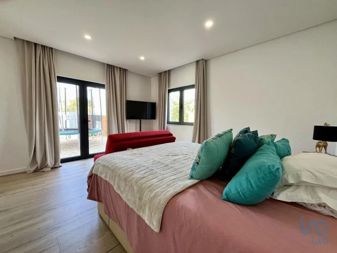 Moradia T4 para Venda em Paderne Foto 10