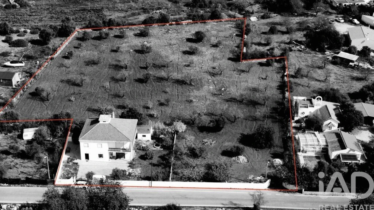 Moradia T4 para Venda em Paderne Foto 29