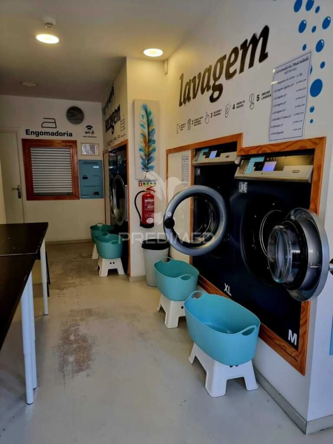 Armazém para Venda em Creixomil Foto 9