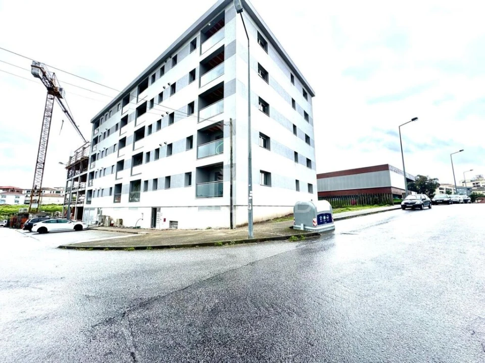 Apartamento T2 para Venda em São Vicente (Braga) Foto 16