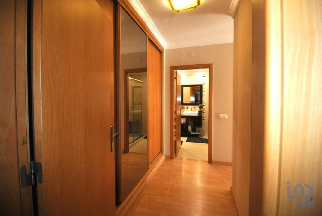Apartamento T4 para Venda em Olhão Foto 14