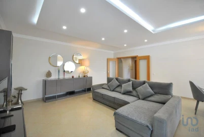 Apartamento T4 para Venda em Olhão