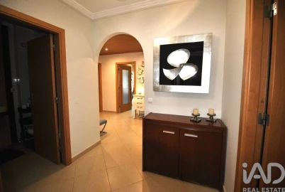 Apartamento T4 para Venda em Olhão