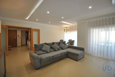 Apartamento T4 para Venda em Olhão