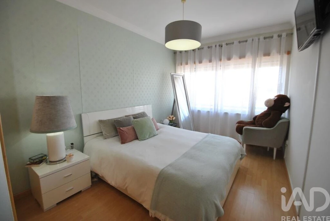 Apartamento T4 para Venda em Olhão Foto 19