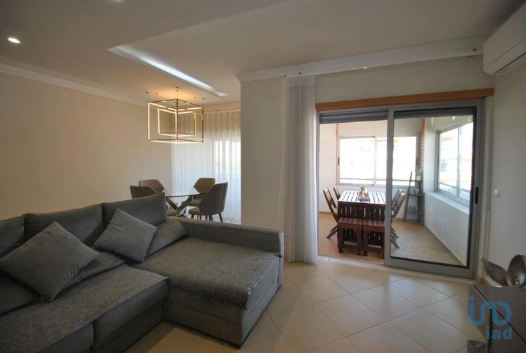 Apartamento T4 para Venda em Olhão Foto 7