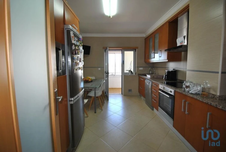 Apartamento T4 para Venda em Olhão Foto 12