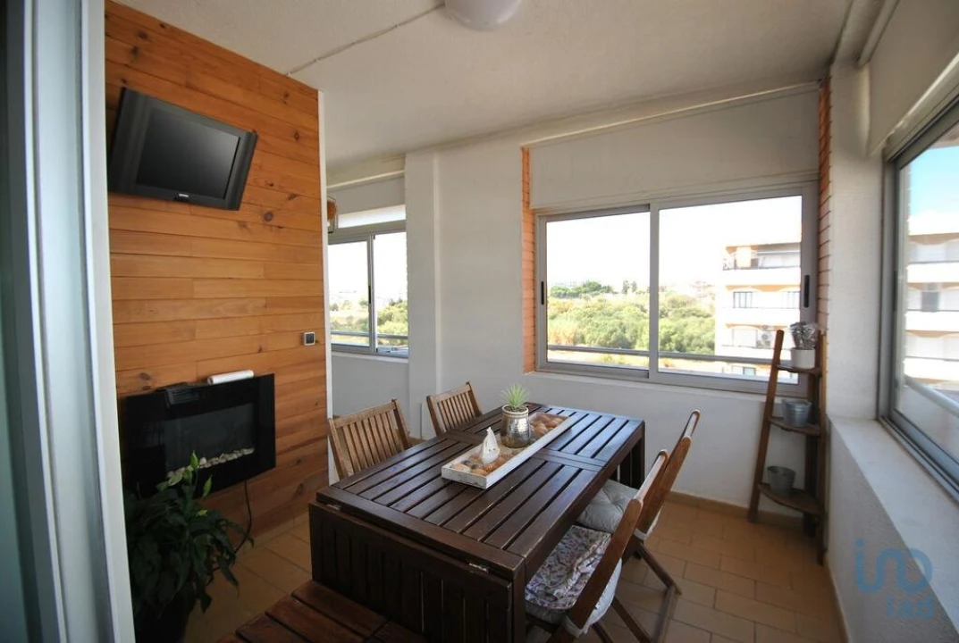 Apartamento T4 para Venda em Olhão Foto 8