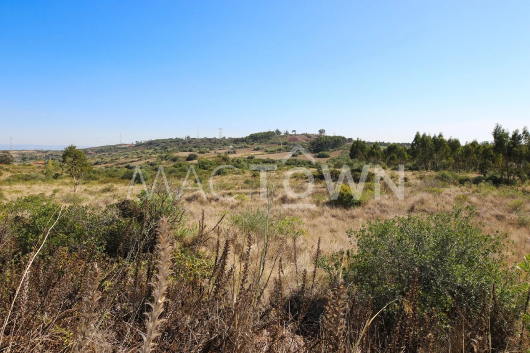Terreno para Venda em Fanhões Foto 3