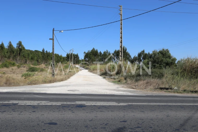 Terreno para Venda em Fanhões Foto 24